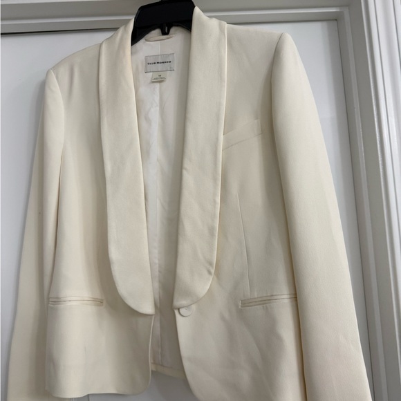 Club Monaco Jackets & Blazers - Club Monaco Cream Shawl-Collar Blazer Jacket